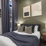 Luxe Harlem Retreat 3Br Designer Home W Parking