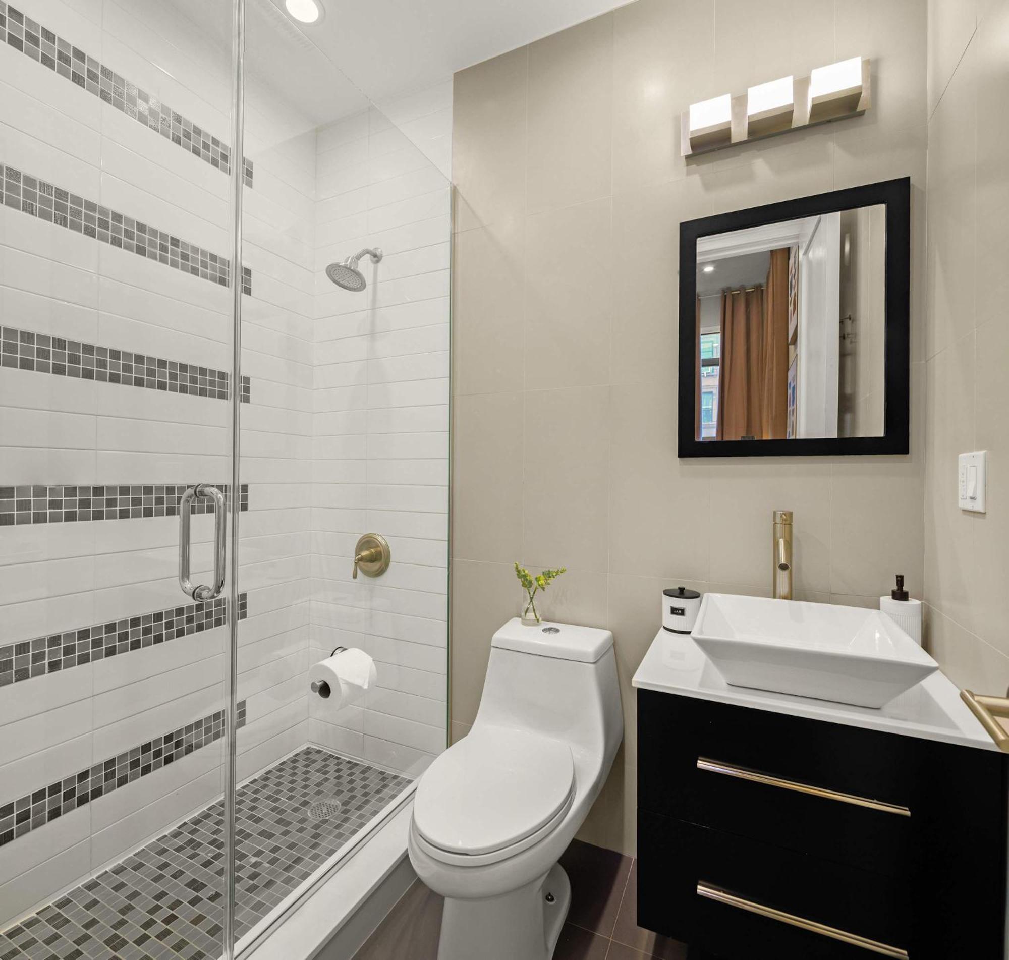 Luxe Harlem Retreat 3br Designer W Parking Apartment *