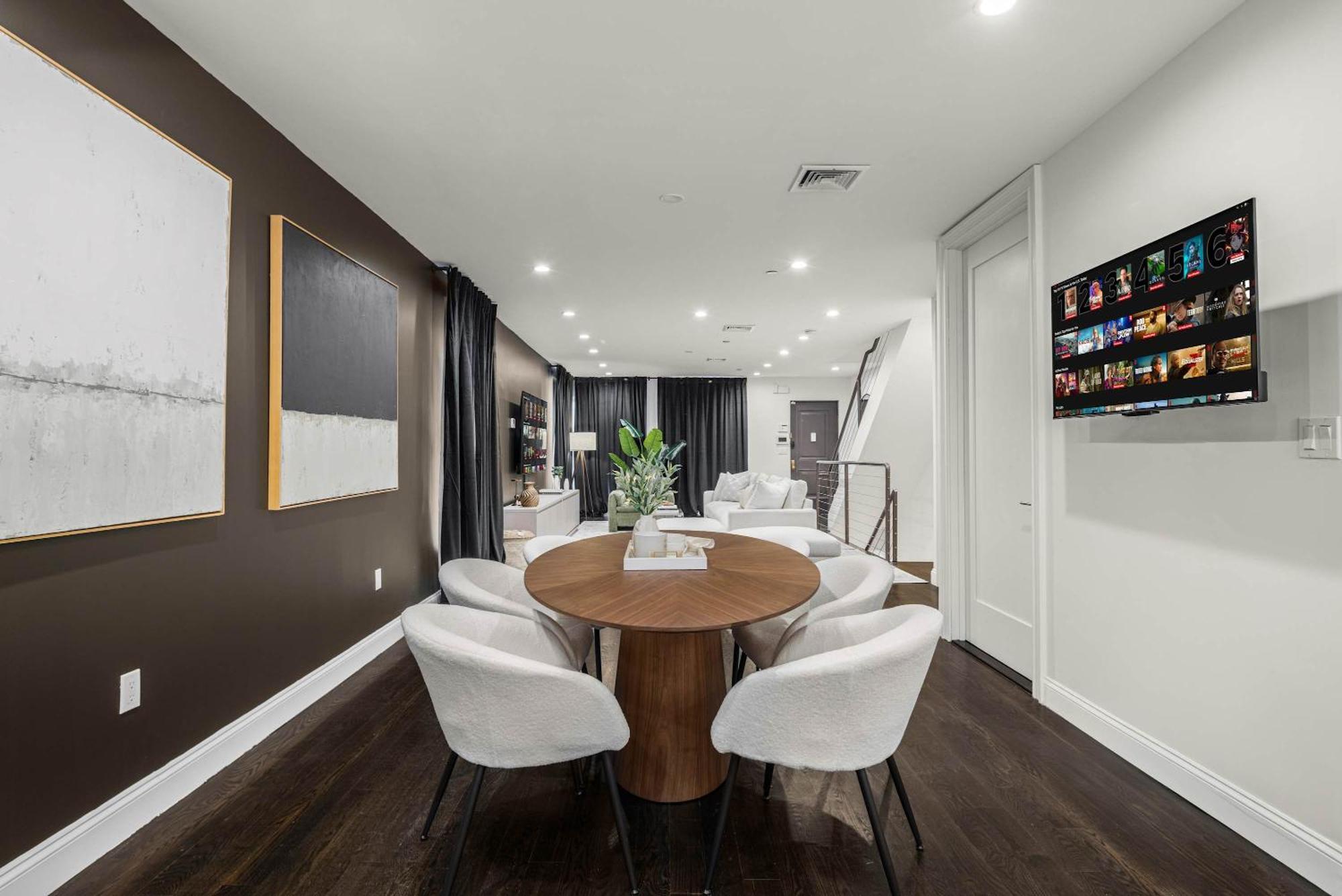 Luxe Harlem Retreat 3br Designer W Parking Apartment *